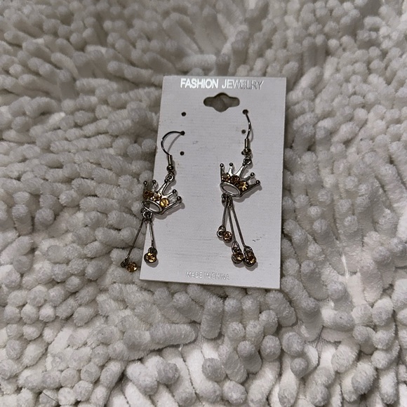 earrings - Picture 2 of 9